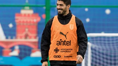 Uruguay coach lavishes praise on 'more mature' Suarez