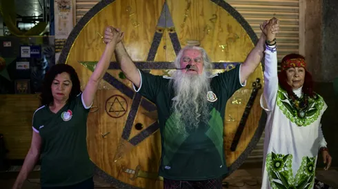 Mexico's 'Grand Warlock' casts World Cup spell to help team