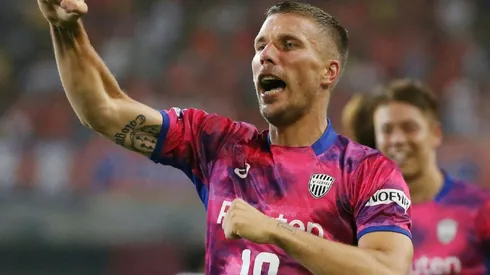 Shadowy figures circle for 'daunting' China transfer window