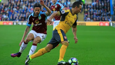 Arsenal's Cazorla to try to revive career at Villarreal