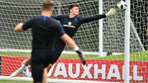 Burnley goalkeeper Pope suffers shoulder injury