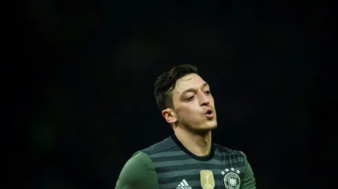 Erdogan calls Ozil, praises exit from German team