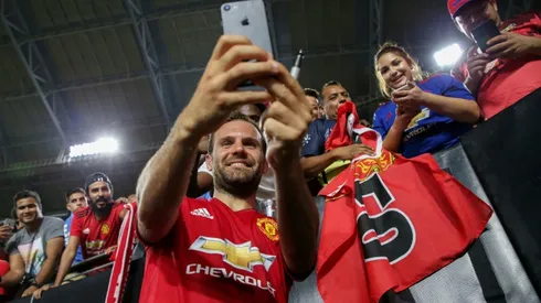 Mata salvages draw as Manchester United open North American tour