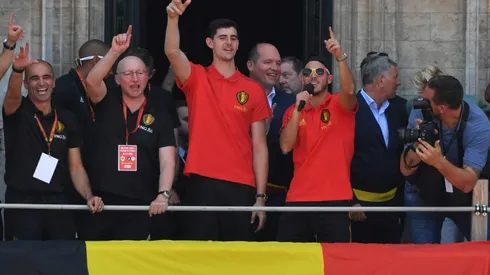 Hazard and Courtois futures in board's hands, says Sarri