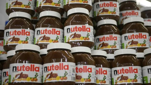 German MPs show Nutella 'red card' over World Cup giveaway