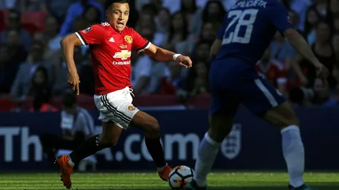 Sanchez fails to fly out with Manchester United for USA tour