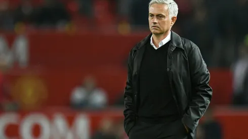 Mourinho fights for his future as City stage anniversary bash