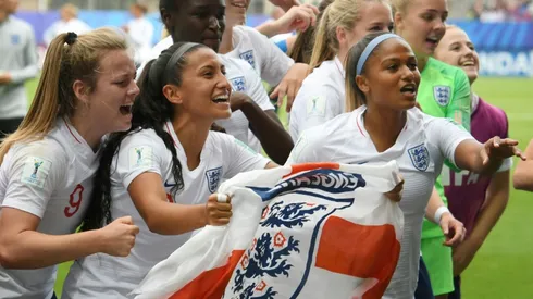 England submit bid for 2021 Women's Euros