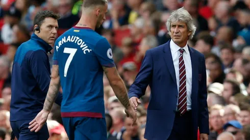 West Ham survive scare, three Premier League sides exit League Cup