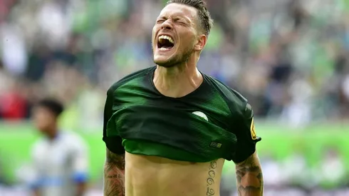 Schalke stunned at Wolfsburg amid VAR chaos