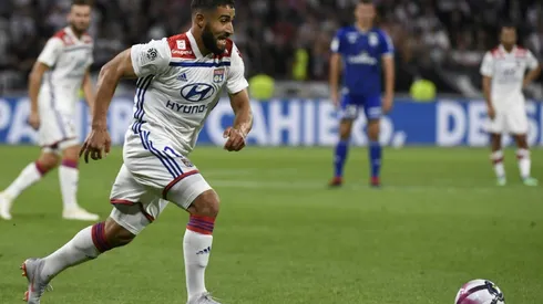 Fekir returns as Lyon brush aside Strasbourg