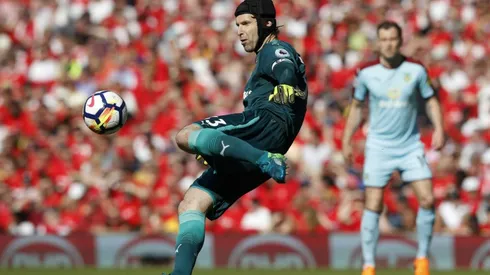 Arsenal's Cech in social media spat with Bayer Leverkusen