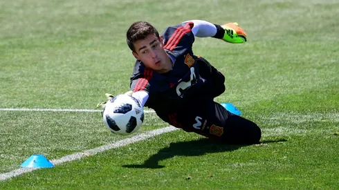 Chelsea sign Kepa Arrizabalaga in record deal, Courtois heads for Real
