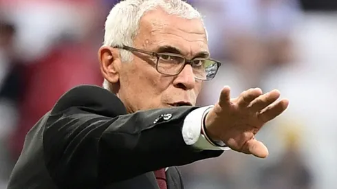 Uzbekistan unveil Hector Cuper as new coach