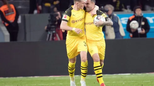 Dortmund go top as Alcacer brace seals stunning fight-back