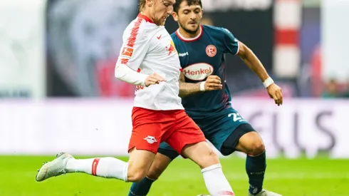 Forsberg penalty saves Leipzig after phone pair banished