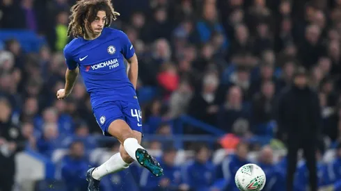 Ethan Ampadu signs long-term Chelsea deal