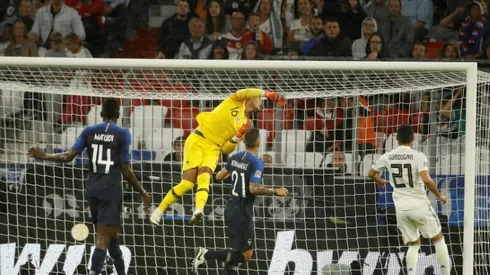Areola saves France blushes in Germany stalemate