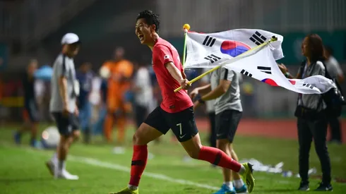 Son thanks 'special' Spurs as Asian gold spares him military duty