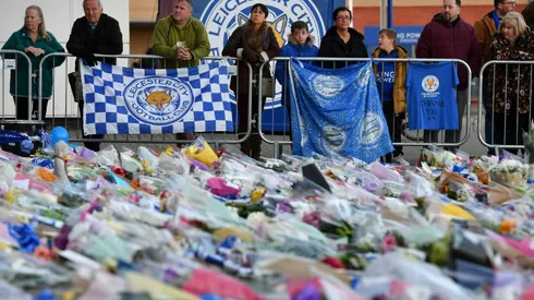 Tributes, mourning as Leicester's Thai boss killed in helicopter crash