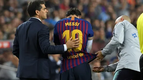 Messi to miss three weeks after fracturing right arm