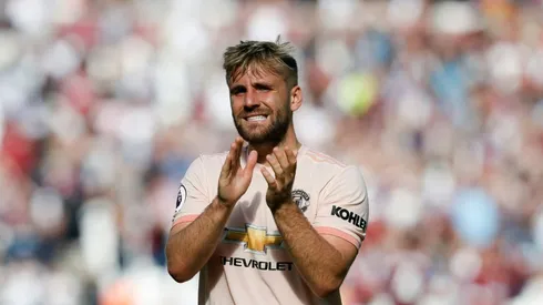 Shaw puts 'odd four years' behind him to sign new five-year Man Utd deal