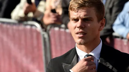 Ex-Russia footballers in probe over cafe assault