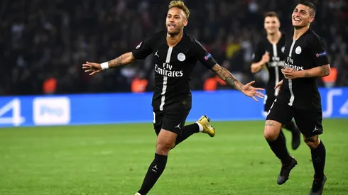 'Sensational' Neymar turns on style with hat-trick in PSG stroll
