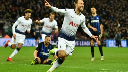 Eriksen's late show keeps Spurs in hunt for last 16 berth