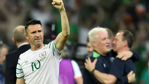 Ireland footballing icon Keane hangs up boots