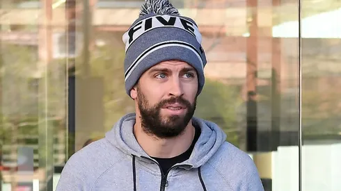 Pique fined 48,000 euros for driving without a valid licence