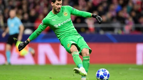 Dortmund 'keeper Buerki ruled out of Bayern clash - report