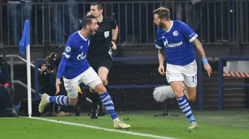 Schalke sink Galatasaray to close on knockout berth