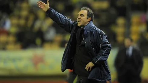 New coach Lasarte takes back seat as Ahly seek group place