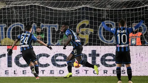 Zapata strikes early as Atalanta stall Lazio