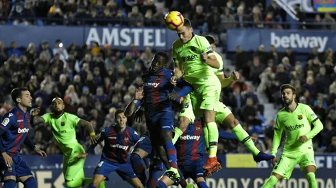 Vermaelen expected to miss four weeks with calf injury