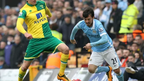 Leeds take Championship top spot as Norwich falter