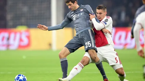 One-club Mueller makes it 300 games for Bayern Munich