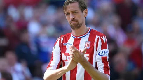 Former England forward Crouch joins Burnley