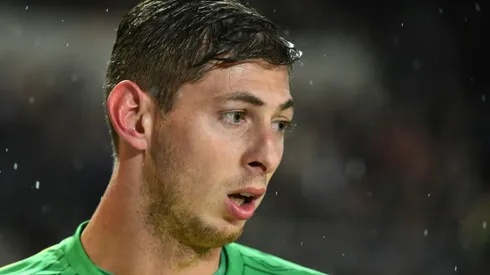 Cardiff striker Sala presumed dead as rescuers suspend sea search