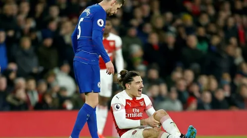 Arsenal defender Bellerin out for up to 9 months with knee injury