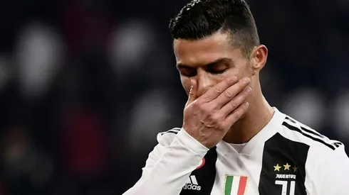 Ronaldo misses penalty but Juventus ease past Chievo