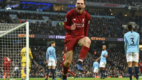 Robertson signs new long-term Liverpool deal