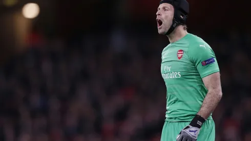 Arsenal goalkeeper Petr Cech to retire at end of season