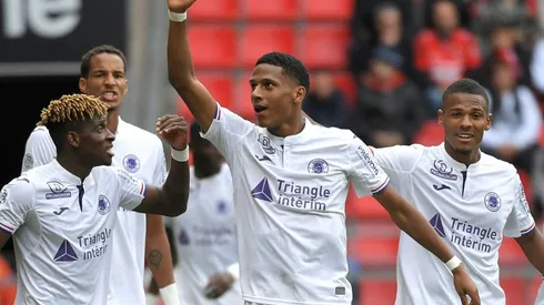 Barcelona snap up budding French defender Todibo