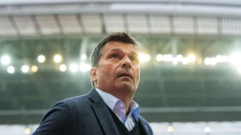 Struggling Schalke appoint new sports boss ahead of Man City return