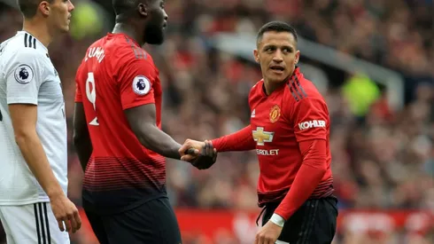 Injuries open way for Sanchez and Lukaku to shine for United