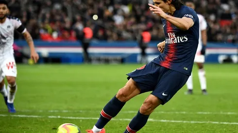Cavani out of Man Utd game, PSG confirm