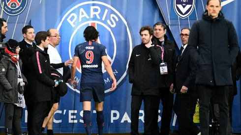 Cavani comes off injured for PSG ahead of Man Utd clash