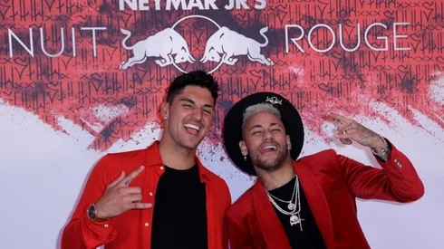 Neymar celebrates birthday in style and on crutches